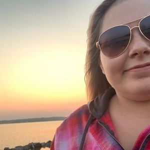 Meet your Posher, Natasha